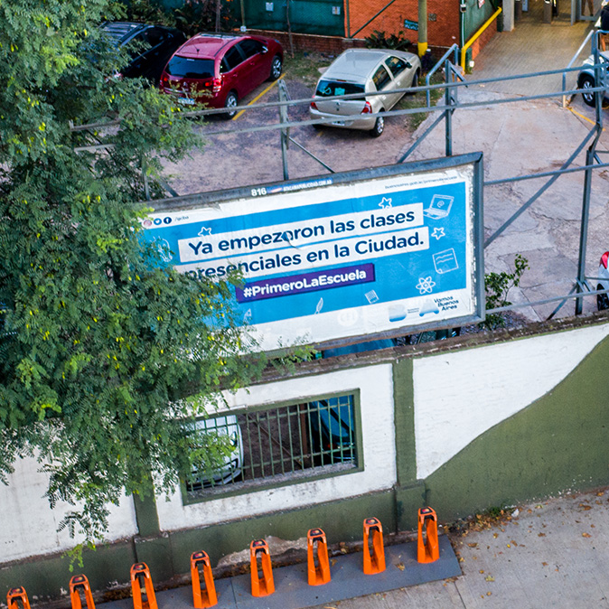 Atacama OOH Sextuples 2021 carteles en la via publica